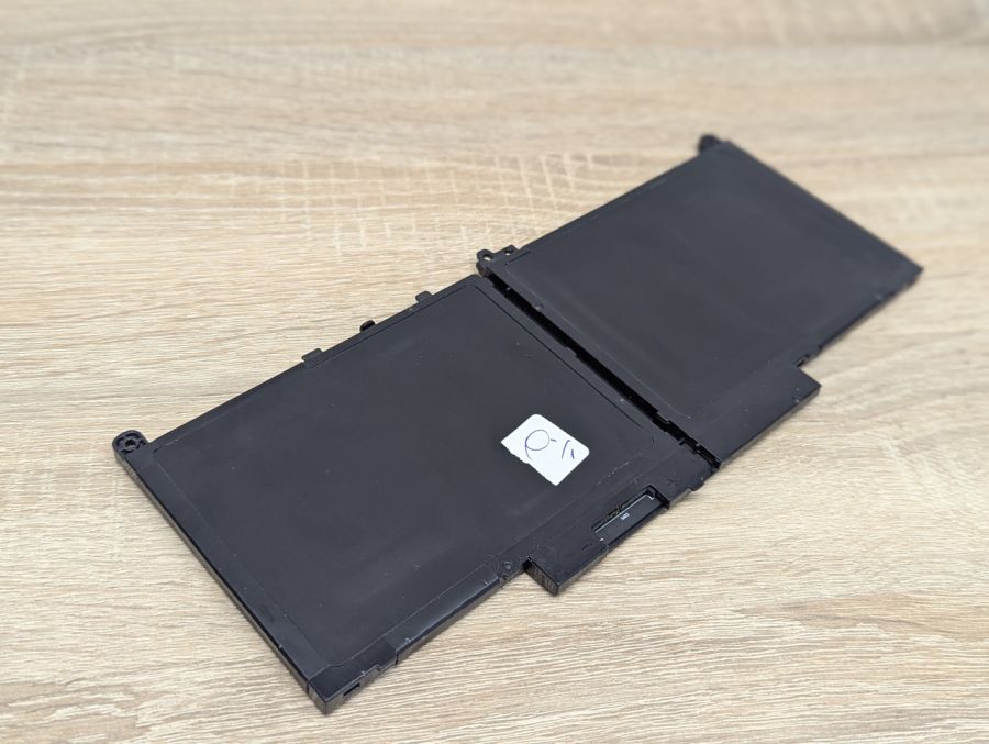 Б/В Оригінальна акумуляторна батарея Dell J60J5 [ProductHub SKU J60J5-55]