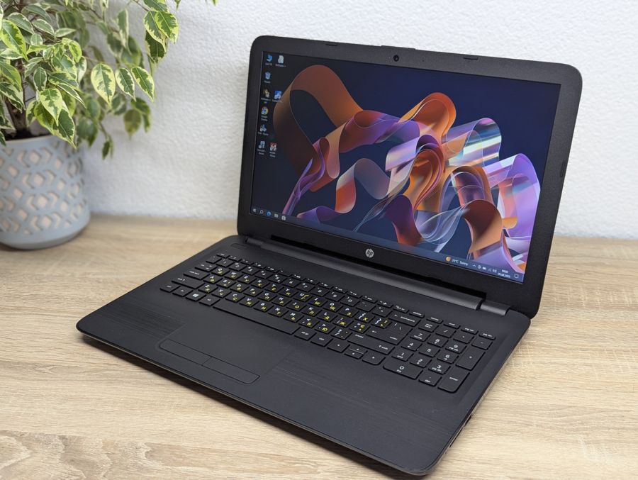 Уцінка! Ноутбук Б/В HP Notebook 15, Intel Celeron N3060, DDR3 8 GB, SSD 128GB, 15.6" Full HD