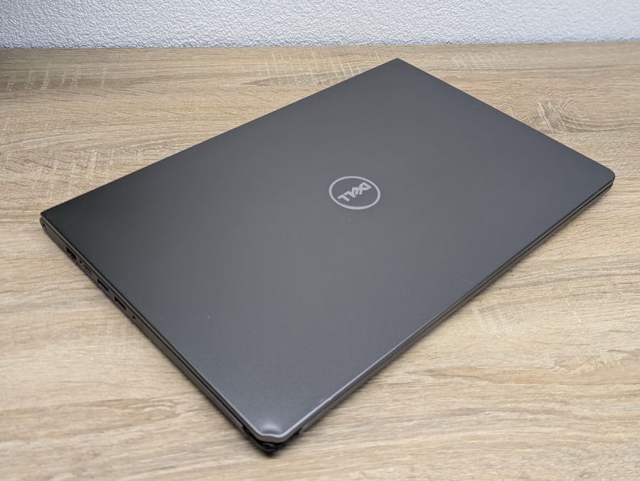 Уцінка! Ноутбук Б/В Dell Vostro 5568, Intel Core i5-7200U, DDR4 16 GB, SSD 256GB, 15.6" Full HD