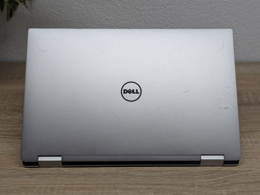 Уцінка! Ноутбук Б/В Dell XPS 13 9365, Intel Core i7, DDR4 8 GB, SSD 256GB, 13" Full HD
