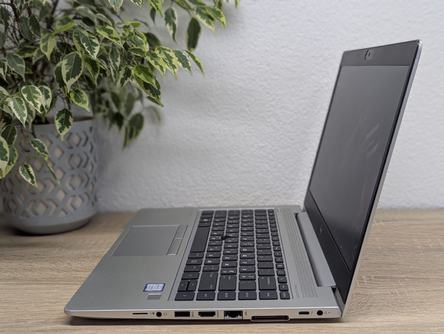 Уцінка! Ноутбук Б/В HP EliteBook 840 G5, Intel Core i5-8250U, DDR4 16 GB, SSD 256GB, 14" Full HD