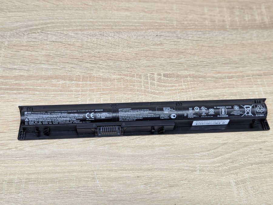 Б/В Оригінальна акумуляторна батарея HP RI04