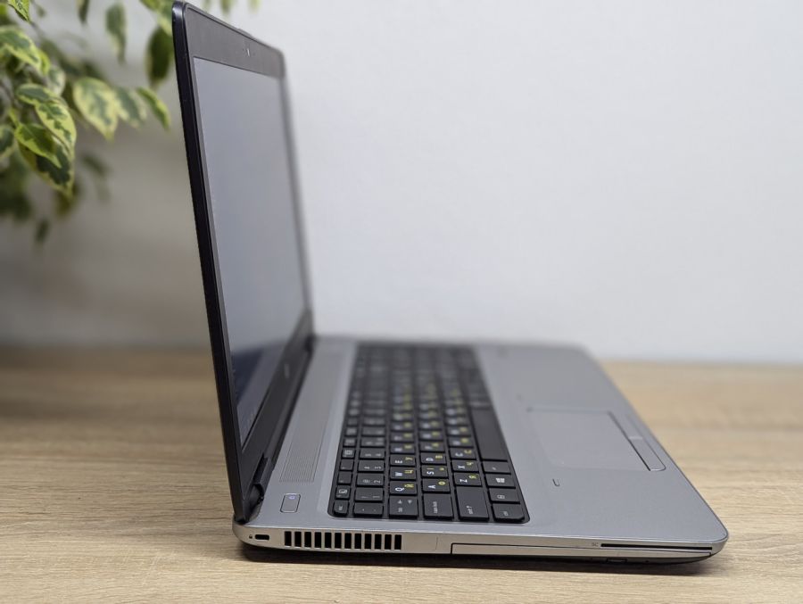 Ноутбук Б/В HP ProBook 650 G3, Intel Core i5-7200U, DDR4 8 GB, SSD 256GB, 15.6" Full HD