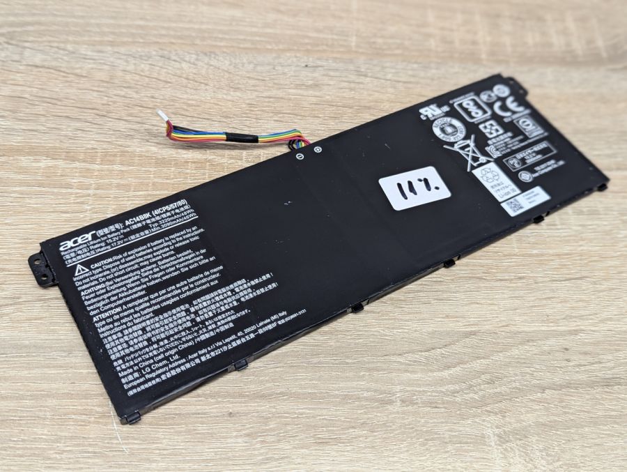 Б/В Оригінальна акумуляторна батарея Acer AC14B8K
