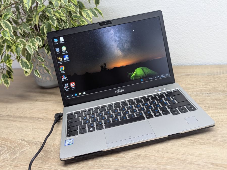 Ноутбук Б/В Fujitsu S936, Intel Core i5-6200U, DDR4 8 GB, SSD 128GB, 13" Full HD