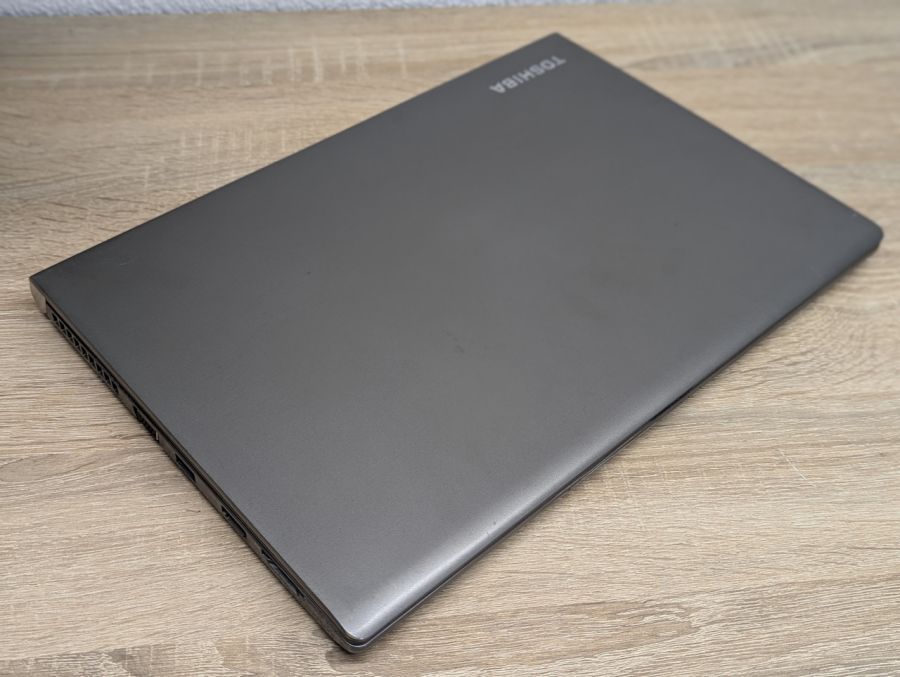 Уцінка! Ноутбук Б/В Toshiba Tecra Z40T-C, Intel Core i5-6300U, DDR3 16 GB, SSD 256GB, 14" Full HD Сенсор