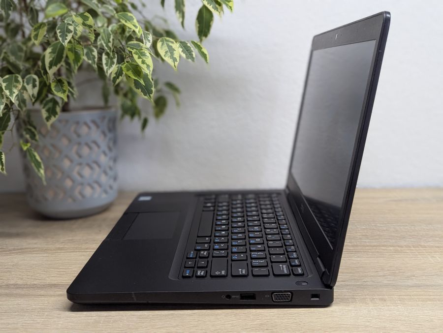 Уцінка! Ноутбук Б/В Dell Latitude 5480, Intel Core i5-7300U, DDR4 8 GB, SSD 128GB, 14" Full HD