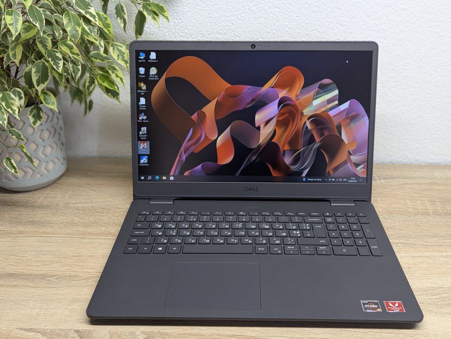 Ноутбук Б/В Dell Inspiron 3505, AMD Ryzen 5 Mobile 3500U, DDR4 16 GB, SSD 256GB + SSD 500GB, AMD Radeon Vega, 15.6" Full HD