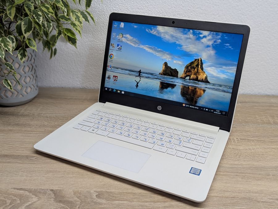 Уцінка! Ноутбук Б/В HP Laptop 14, Intel Core i3-6006U, DDR4 8 GB, SSD 128GB, 14" Full HD [ProductHub SKU HP540]