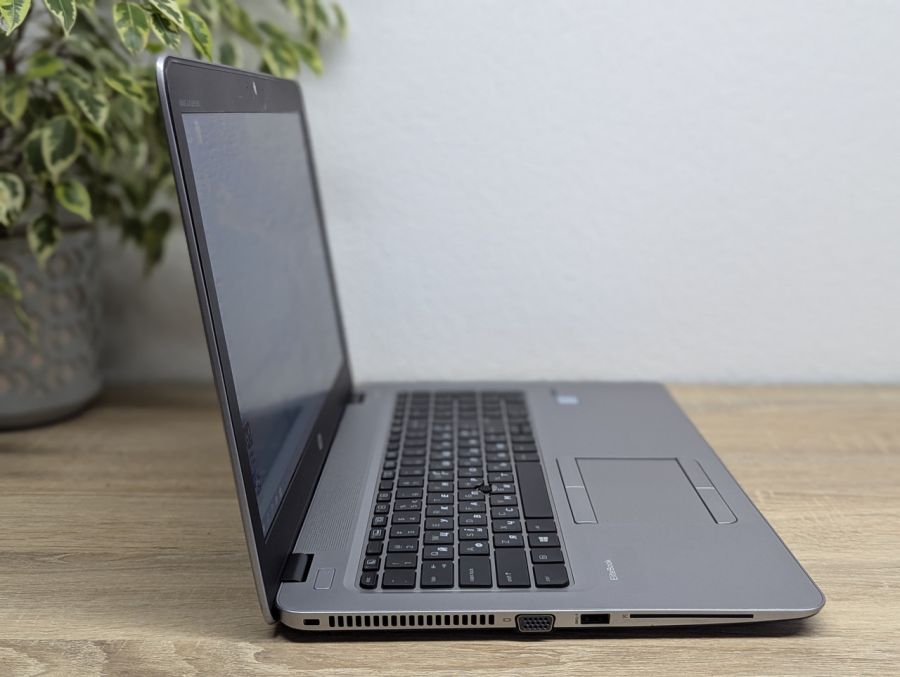 Ноутбук Б/В HP EliteBook 850 G4, Intel Core i5-7200U, DDR4 8 GB, SSD 128GB + SSD 500GB, 15.6" Full HD