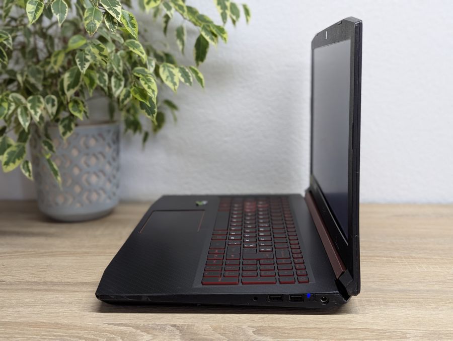Ноутбук Б/В Acer Nitro AN515-52, Intel Core i5-8300H, DDR4 32 GB, SSD 128GB + 1 TB, NVIDIA GEForce GTX 1050 4Gb, 15.6"