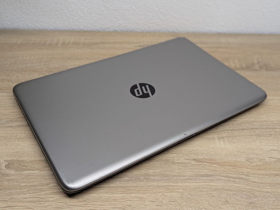 Ноутбук Б/В HP Notebook 17, Intel Core i5-6200U, DDR4 8 GB, SSD 256GB, 15.6" (1600x900x60Hz)