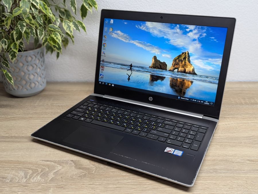 Уцінка! Ноутбук Б/В HP ProBook 450 G5, Intel Core i7-8550U, DDR4 16 GB, SSD 128GB + SSD 1TB, 15.6" Full HD