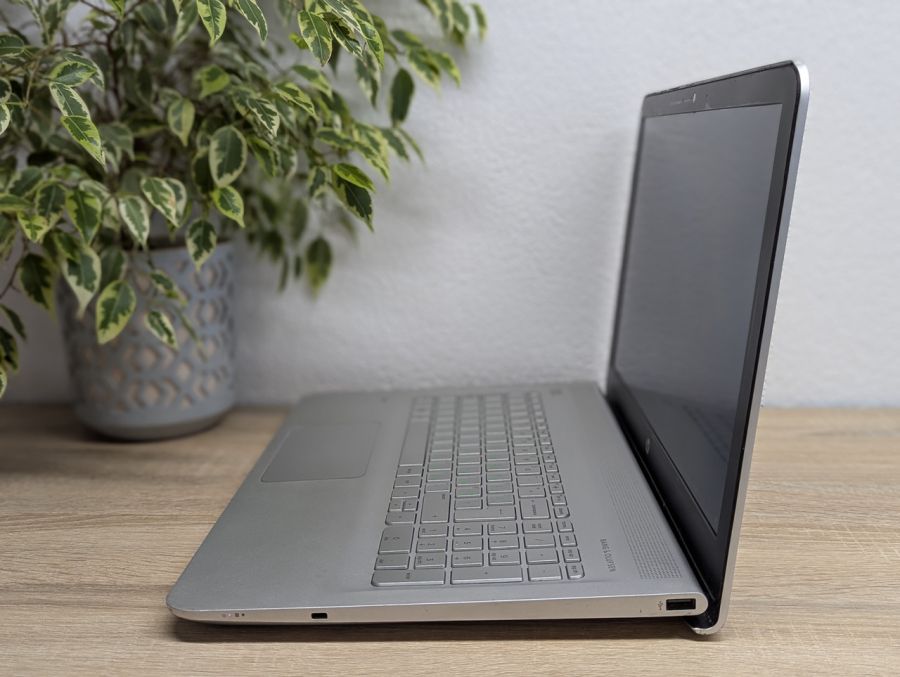 Ноутбук Б/В HP ENVY8197, AMD A10-8700P, DDR3 8 GB, SSD 256GB, AMD Radeon R6, 15.6" Full HD