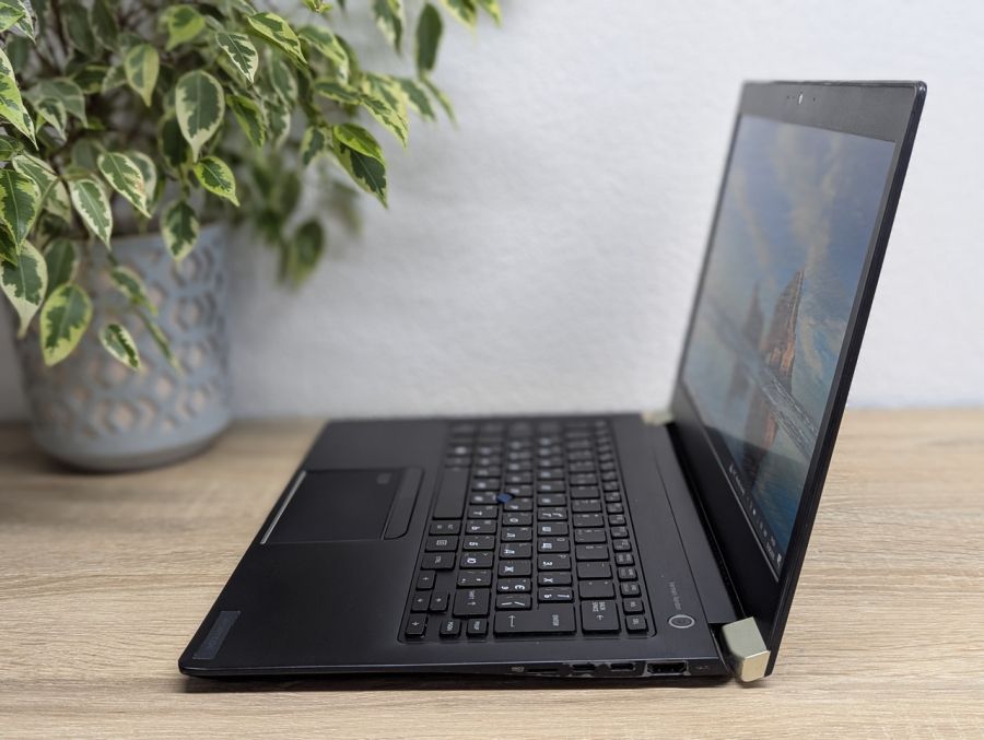 Уцінка! Ноутбук Б/В Toshiba Portege X30-D, Intel Core i5-7300U, DDR4 8 GB, SSD 128GB, 13" Full HD Сенсор [ProductHub SKU T150]