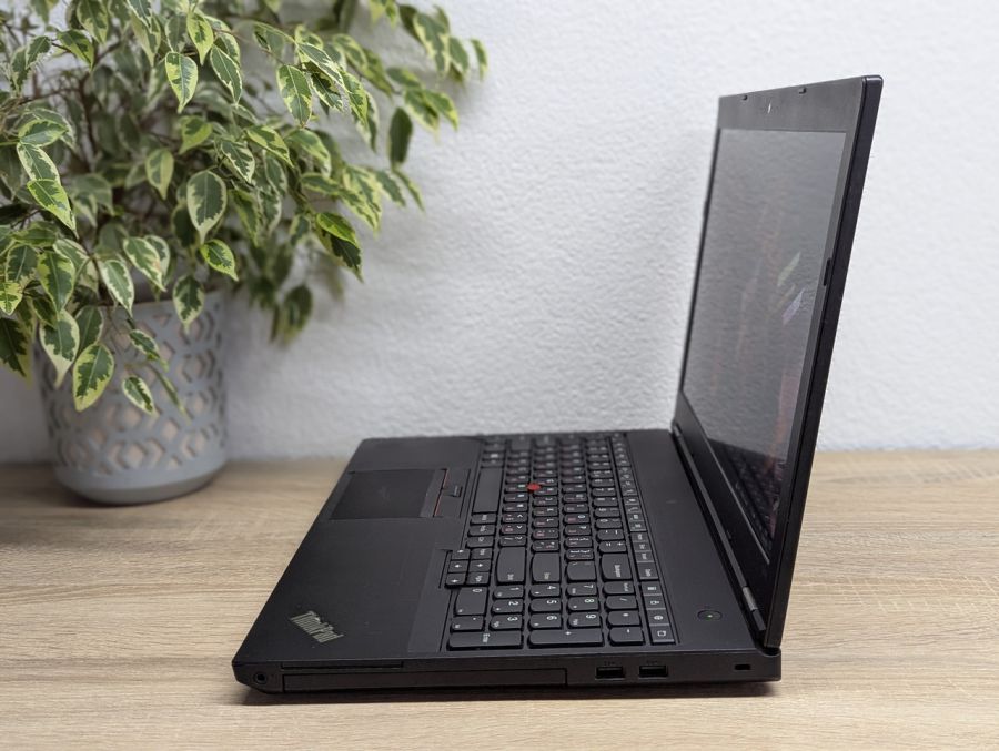 Уцінка! Ноутбук Б/В Lenovo ThinkPad L570, Intel Core i7-7600U, DDR4 16 GB, SSD 256GB, 15.6" Full HD