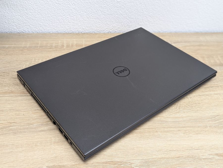 Ноутбук Б/В Dell Vostro 15-3546, Intel Core i3-4005U, DDR3 8 GB, SSD 180GB, 15.6" HD