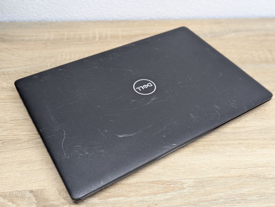 Уцінка! Ноутбук Б/В Dell Latitude 3590, Intel Core i5-8250U, DDR4 8 GB, SSD 128GB + SSD 500GB, 15.6" Full HD