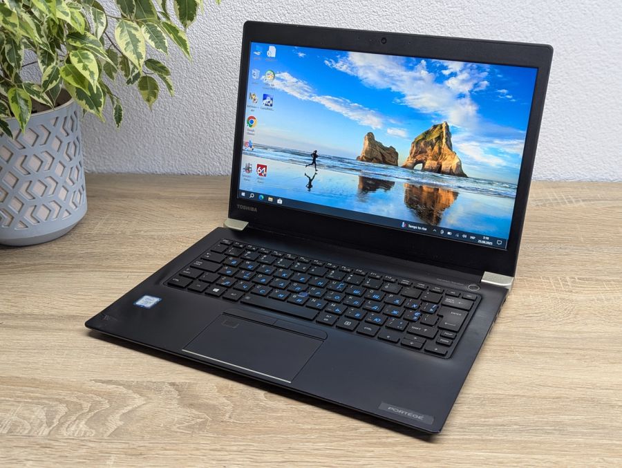 Уцінка! Ноутбук Б/В Toshiba Portege X30-D, Intel Core i5-7300U, DDR4 8 GB, SSD 128GB, 13" Full HD Сенсор [ProductHub SKU T154]