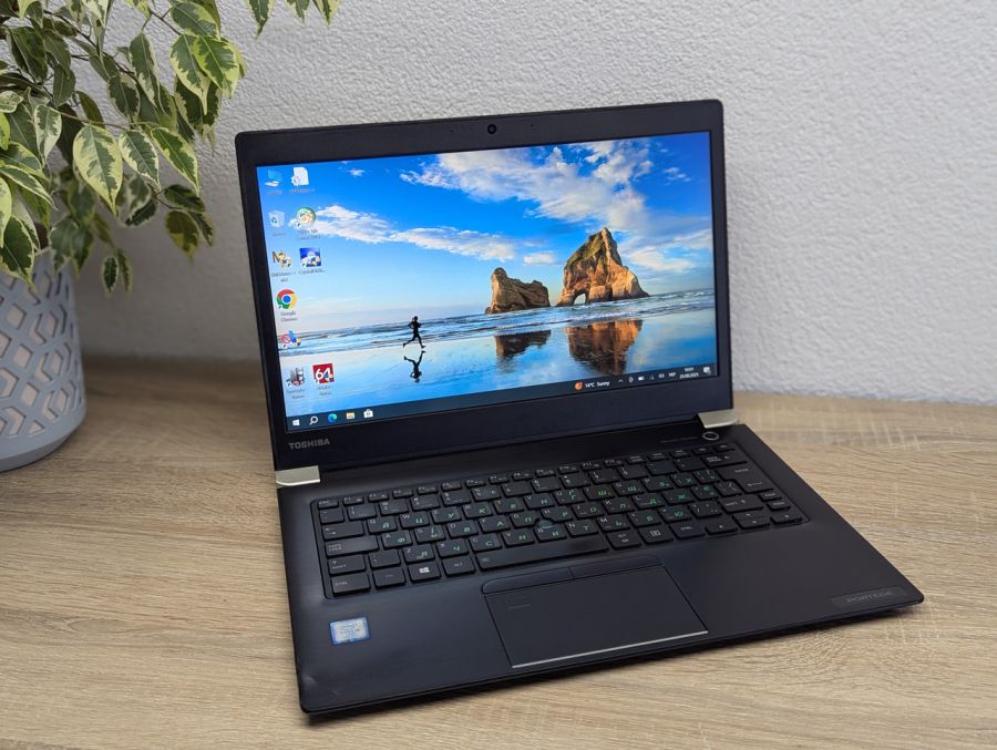 Уцінка! Ноутбук Б/В Toshiba Portege X30-D, Intel Core i5-7300U, DDR4 8 GB, SSD 128GB, 13" Full HD Сенсор [ProductHub SKU T155]
