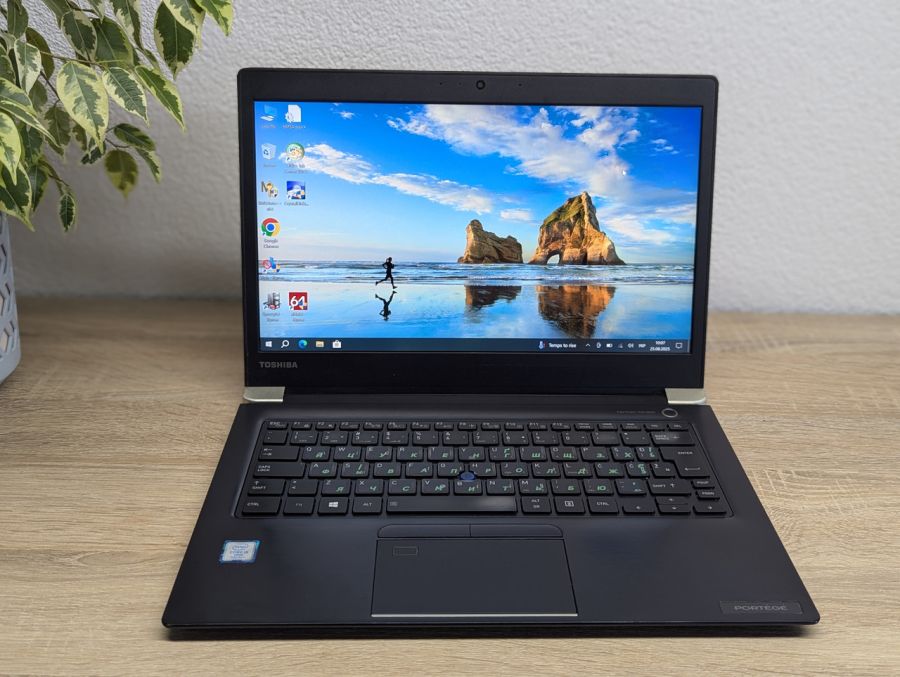 Уцінка! Ноутбук Б/В Toshiba Portege X30-D, Intel Core i5-7300U, DDR4 8 GB, SSD 128GB, 13" Full HD Сенсор [ProductHub SKU T156]