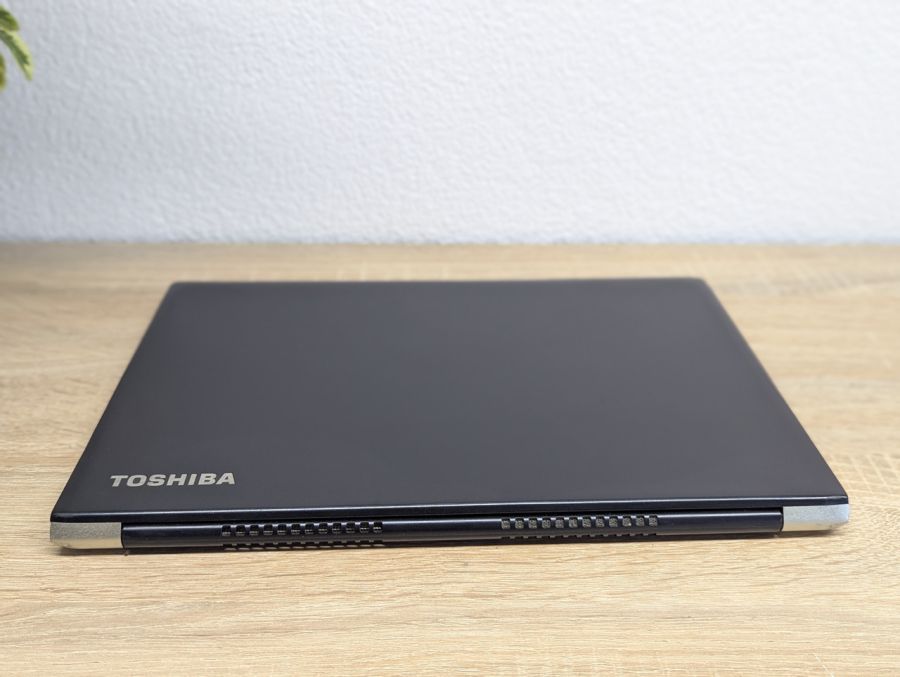 Уцінка! Ноутбук Б/В Toshiba Portege X30-D, Intel Core i5-7300U, DDR4 8 GB, SSD 128GB, 13" Full HD Сенсор [ProductHub SKU T156]