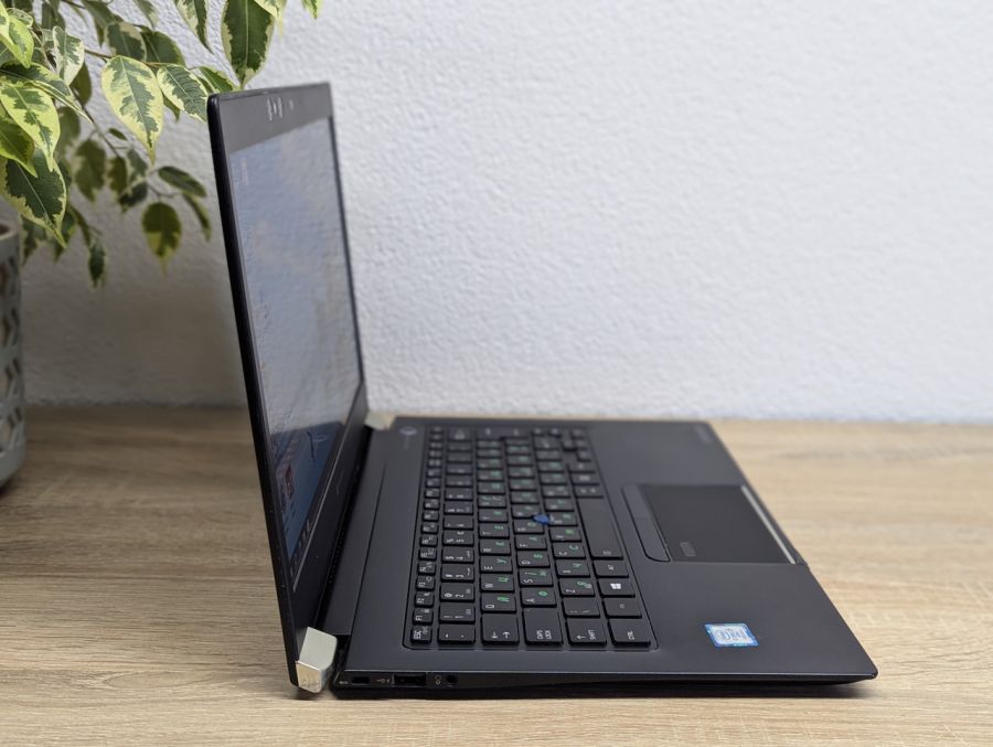 Уцінка! Ноутбук Б/В DynaBook Portege X30-F, Intel Core i7-8665U, DDR4 16 GB, SSD 256GB, 13" Full HD