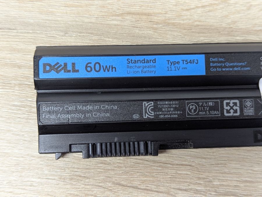 Б/В Оригінальна акумуляторна батарея Dell T54FJ