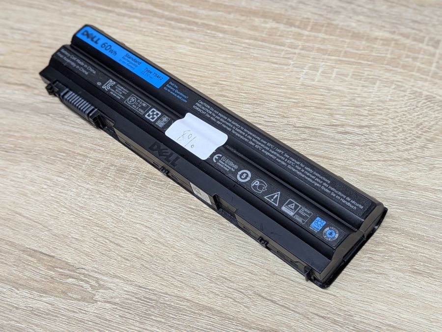 Б/В Оригінальна акумуляторна батарея Dell T54FJ