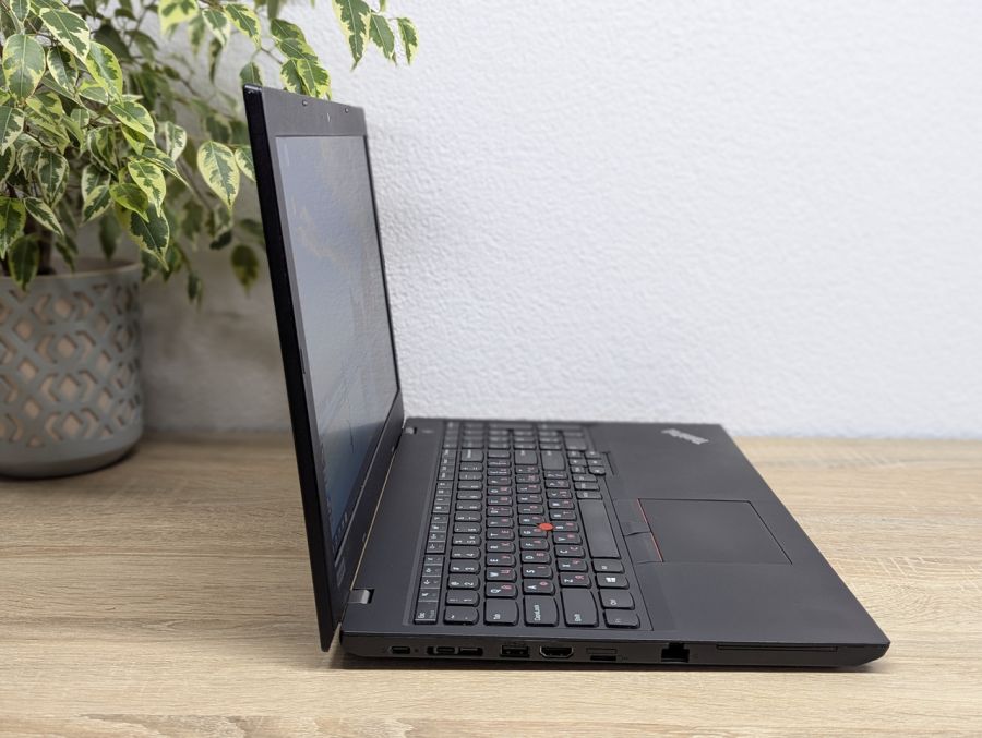 Уцінка! Ноутбук Б/В Lenovo ThinkPad L580, Intel Core i5-8350U, DDR4 16 GB, SSD 256GB, 15.6" Full HD