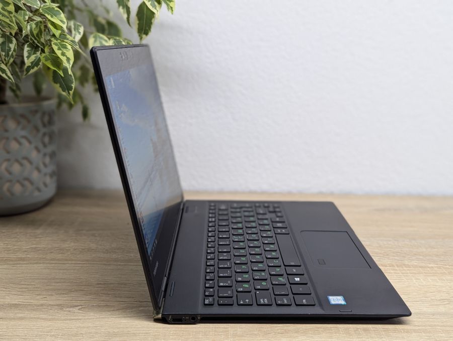 Ноутбук Б/В Toshiba Portege X20W-D, Intel Core i5-7300U, DDR3 16 GB, SSD 256GB, 12.5" Full HD Сенсор