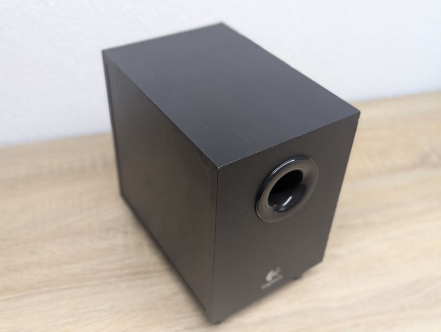 Б/В Сабвуфер Logitech Z323