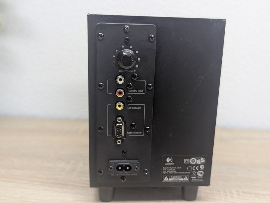 Б/В Сабвуфер Logitech Z323