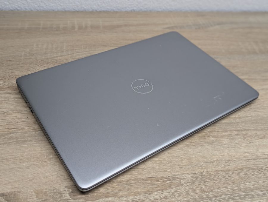 Уцінка! Ноутбук Б/В Dell Vostro 5370, Intel Core i5-8250U, DDR4 8 GB, SSD 256GB, 13" Full HD [ProductHub SKU Dell319]