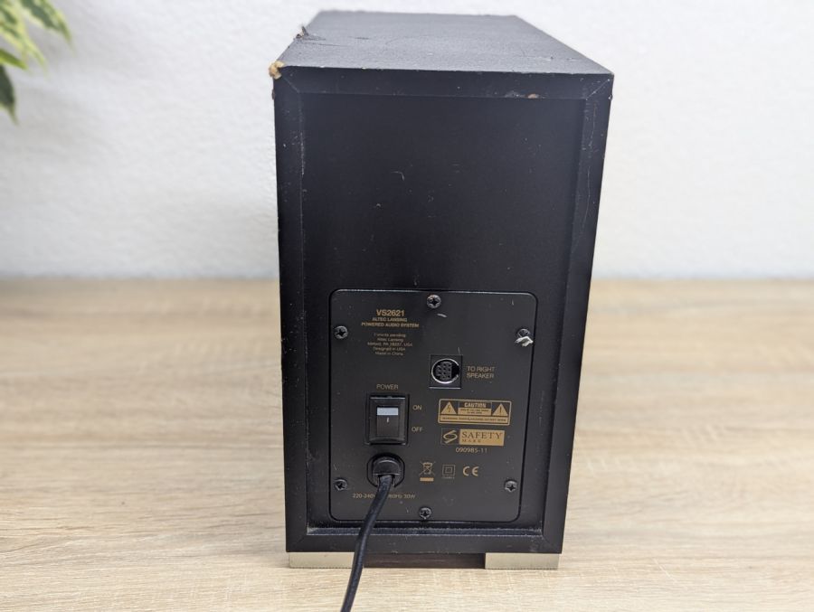 Б/В Сабвуфер ALTEC Lansing VS2621