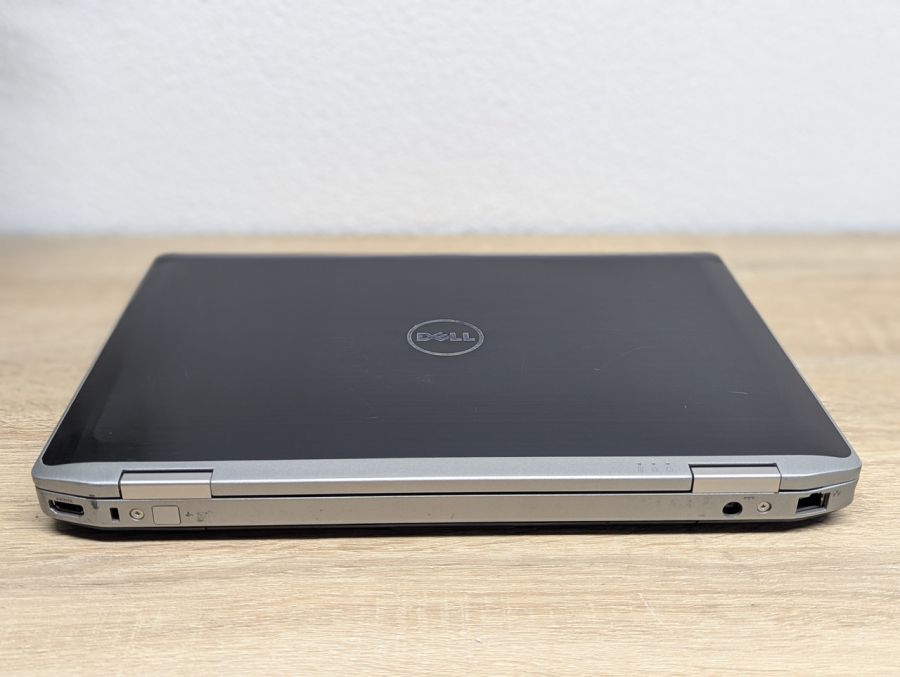 Уцінка! Ноутбук Б/В Dell Latitude E6430, Intel Core i5-3320M, DDR3 8 GB, SSD 128GB, NVIDIA NVS 5200M 1Gb, 15.6"