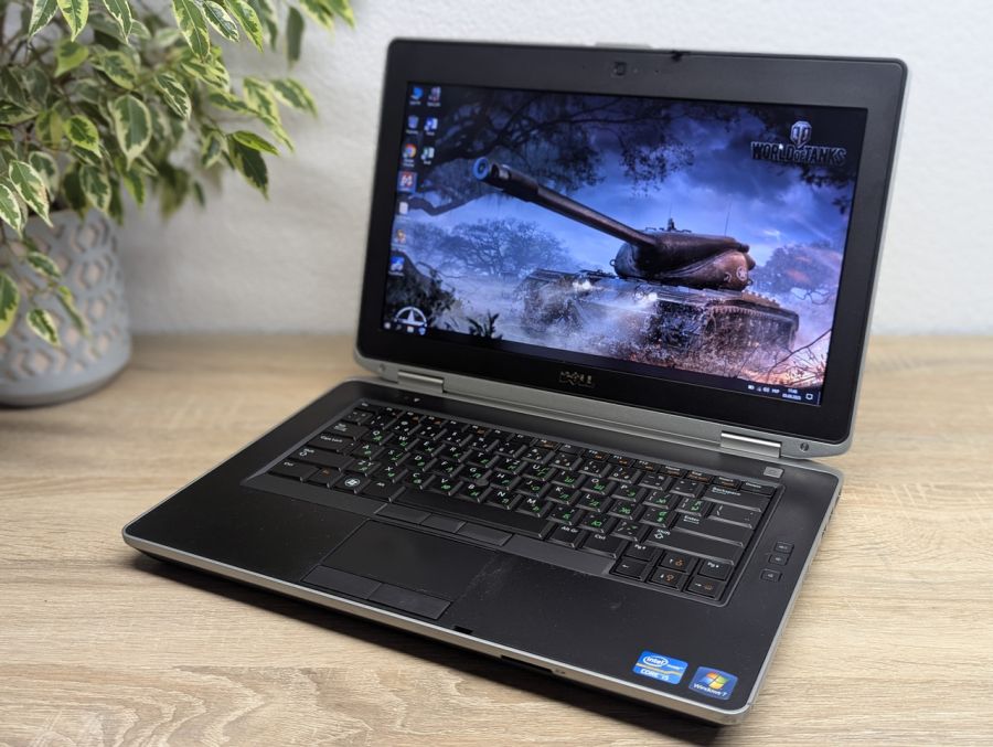 Уцінка! Ноутбук Б/В Dell Latitude E6430, Intel Core i5-3320M, DDR3 8 GB, SSD 128GB, NVIDIA NVS 5200M 1Gb, 15.6"