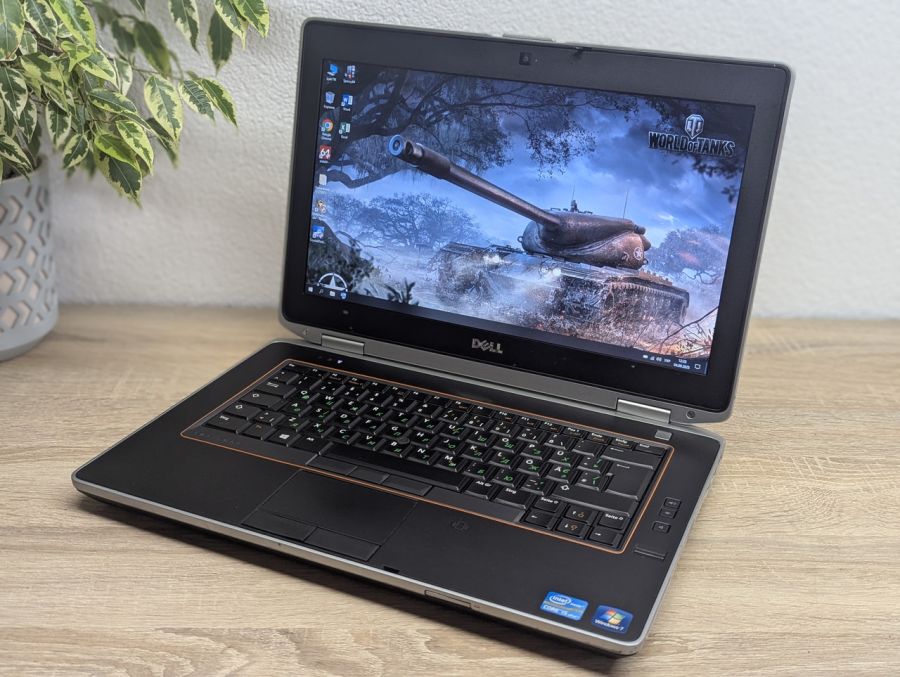 Ноутбук Б/В Dell Latitude E6420, Intel Core i5-2520M, DDR3 8 GB, SSD 128GB, 15.6" HD