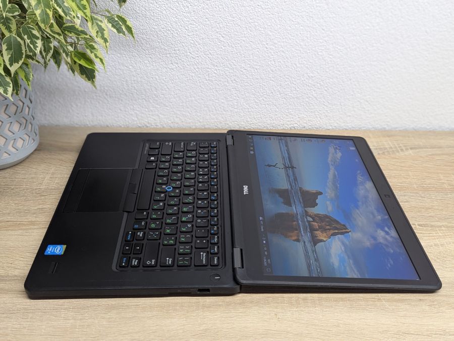 Ноутбук Б/В Dell Latitude E5450, Intel Core i5-5300U, DDR3 8 GB, SSD 128GB, 14" Full HD [ProductHub SKU Dell325]