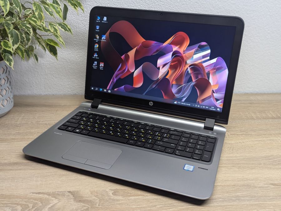 Ноутбук Б/В HP ProBook 450 G3, Intel Core i3-6100U, DDR3 12 GB, SSD 128GB, 15.6" HD