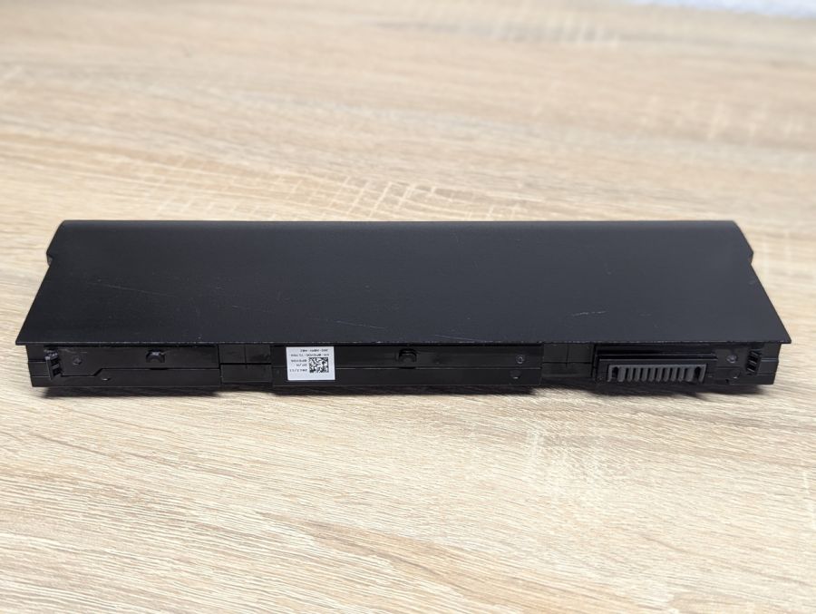 Б/В Оригінальна акумуляторна батарея Dell M5Y0X [ProductHub SKU M5Y0X97]
