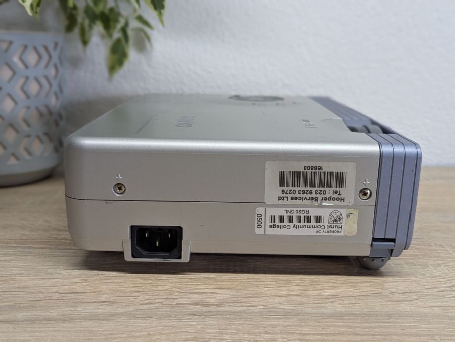 Б/В Проєктор SANYO PLC-XU47 [ProductHub SKU XU47]