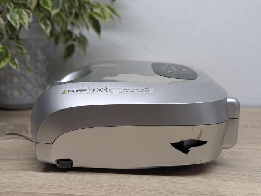 Б/В Проєктор Б/П Epson EMP-S1