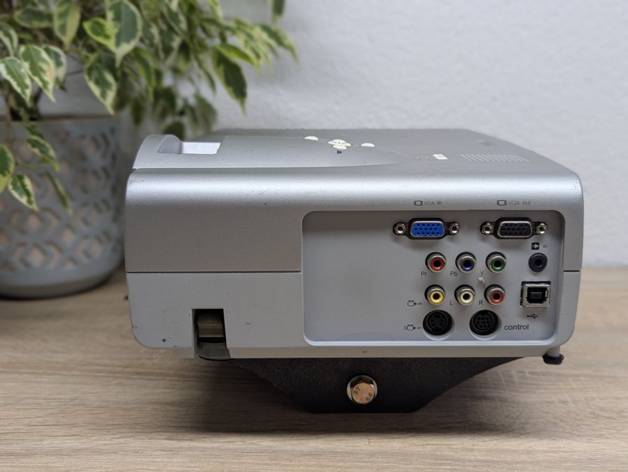 Б/В Проєктор HP vp6111