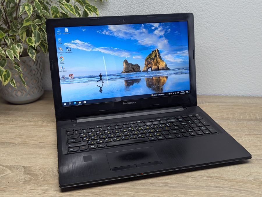 Ноутбук Б/В Lenovo G50-80, Intel Core i5-5200U, DDR3 8 GB, SSD 128GB, Intel Microsoft Basic Display Adapter, 15.6"