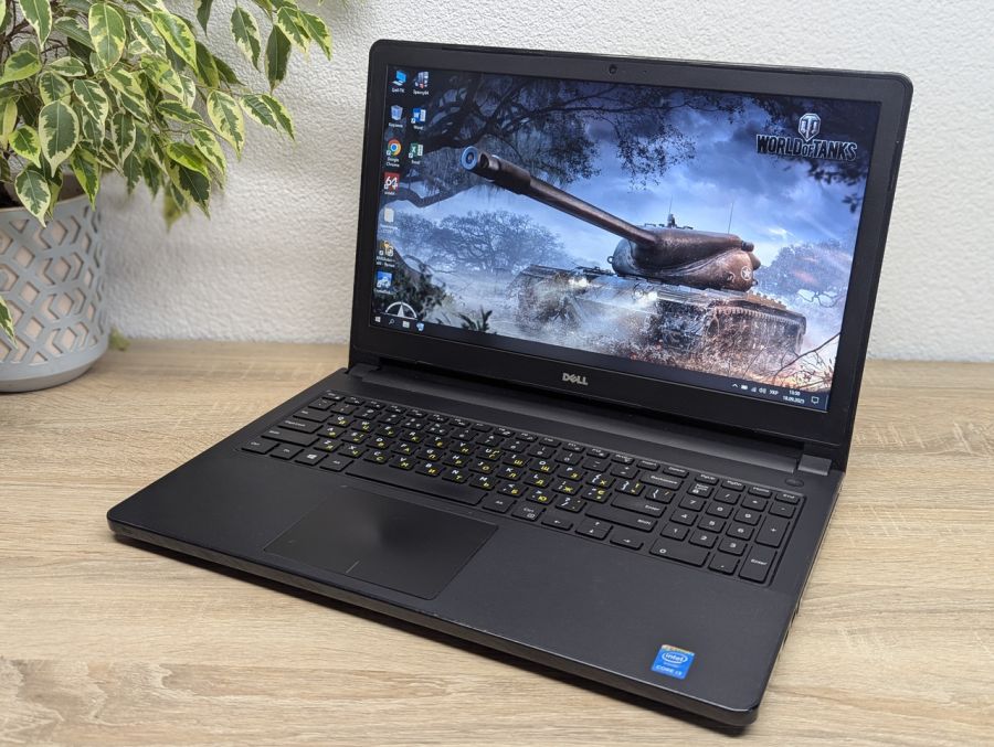 Уцінка! Ноутбук Б/В Dell Vostro 3558, Intel Core i3-4005U, DDR3 8 GB, SSD 256GB, 15.6" HD