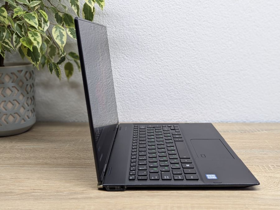 Ноутбук Б/В Toshiba Portege X20W-E, Intel Core i5-8350U, DDR3 16 GB, SSD 128GB, 12.5" Full HD Сенсор
