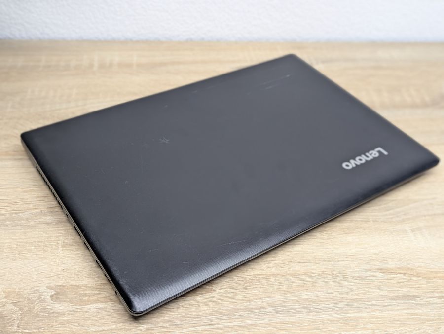Ноутбук Б/В Lenovo IdeaPad 110, AMD A6-7310, DDR3 8 GB, SSD 128GB, Microsoft Basic Display Adapter, 15.6"