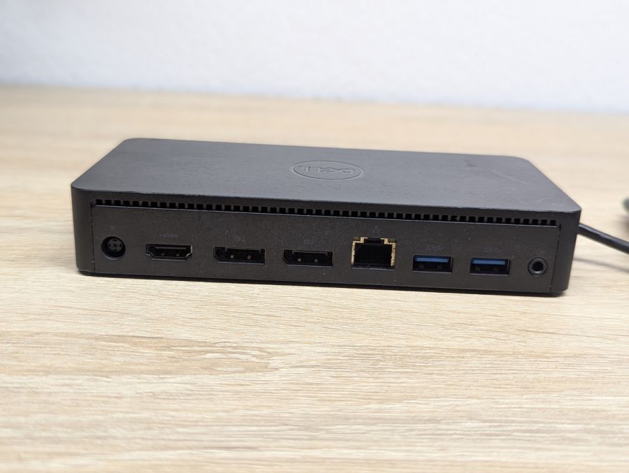 Б/В Док-станція Dell D6000 (USB 3.0, USB Type-C, HDMI, DisplayPort, Gigabit Ethernet)