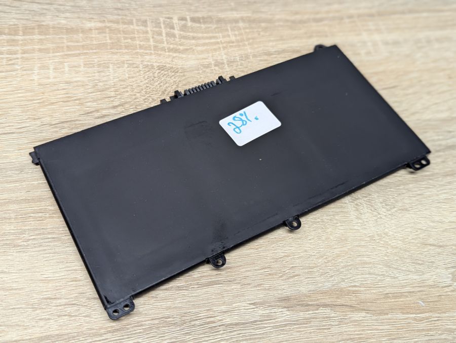 Б/В Оригінальна акумуляторна батарея HP HT03XL